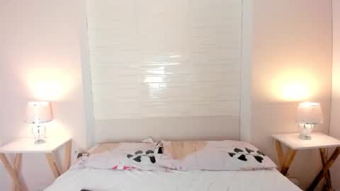 Snapshot of gabbyowenn chatting on 03.22.26 Gabby online show from 03.22.26