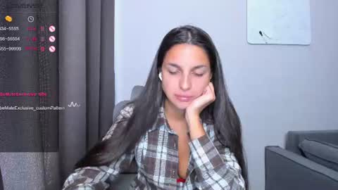 Snapshot of gabri_baby chatting on 07.06.26 The next stream in car 1 december 10pm time in France online show from 07.06.26