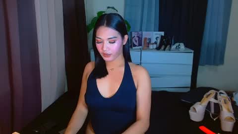 Snapshot of gabriela_deluxe chatting on 05.11.26 gabriela_deluxe online show from 05.11.26