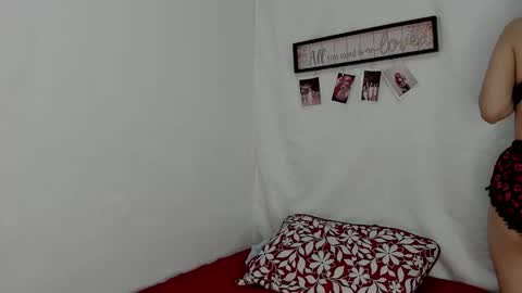 Snapshot of gabriela_duarte chatting on 02.02.25 Gabi online show from 02.02.25