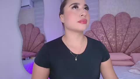 Snapshot of gabriela_leone chatting on 07.15.26 gabriela online show from 07.15.26
