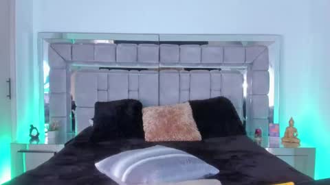 Gabriela Montes online show from 01.12.25