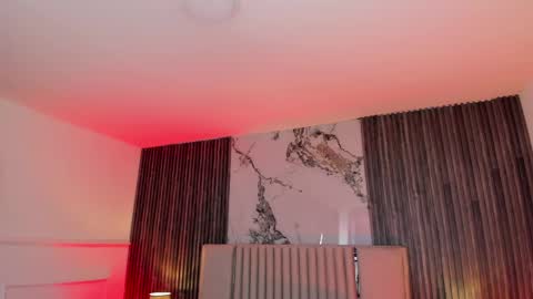 Gabriela Kassi online show from 04.25.26