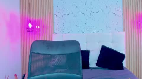 Gabriela Evans MS online show from 02.12.25