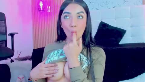 Gabriela Evans MS online show from 02.18.25