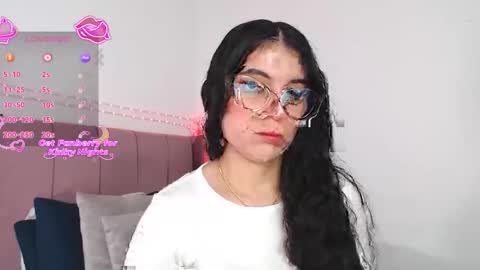 GabrielaRossa online show from 12.18.25