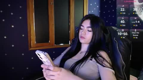 Snapshot of gabriella27_ chatting on 11.20.25 gabriella online show from 11.20.25