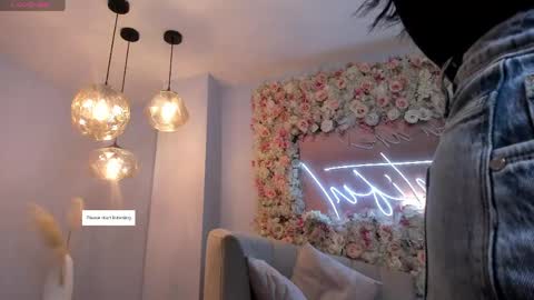 Gabriella Lee online show from 04.28.26