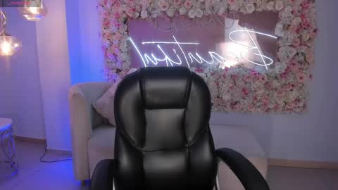 Gabriella Lee online show from 05.03.26