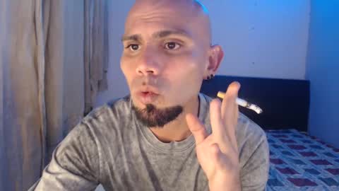 Snapshot of gabrielle_ramirez chatting on 02.08.25 Gabriel online show from 02.08.25