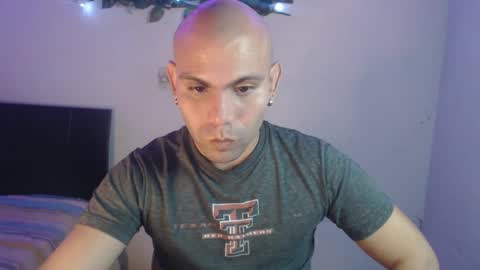 Snapshot of gabrielle_ramirez chatting on 09.12.25 Gabriel online show from 09.12.25