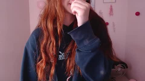 Snapshot of gaby_angel25 chatting on 10.19.25 .. .. online show from 10.19.25