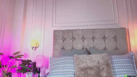 GabyEvans online show from 04.24.26