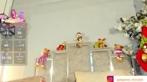 gabyyjones online show from 12.17.25