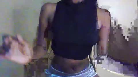 Snapshot of gada_charm chatting on 03.07.25 Gada online show from 03.07.25