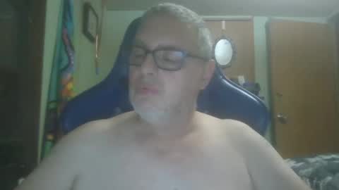 Snapshot of gadude45 chatting on 10.07.25 gadude45 online show from 10.07.25