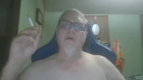 Snapshot of gadude45 chatting on 10.21.25 gadude45 online show from 10.21.25