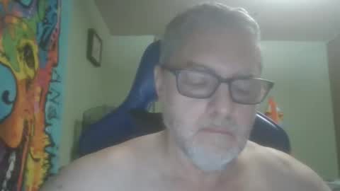 Snapshot of gadude45 chatting on 11.15.25 gadude45 online show from 11.15.25