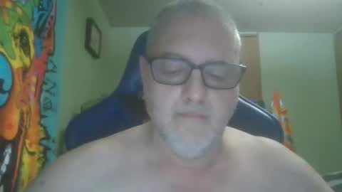 Snapshot of gadude45 chatting on 11.21.25 gadude45 online show from 11.21.25