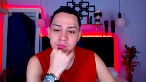 Snapshot of gaellittle chatting on 02.09.25 gaellittle online show from 02.09.25