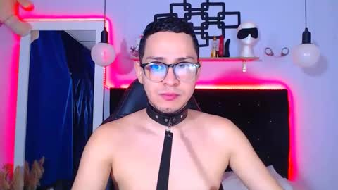 Snapshot of gaellittle chatting on 02.15.25 gaellittle online show from 02.15.25