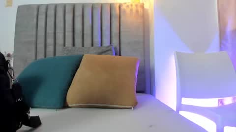 Snapshot of gahiabelucci chatting on 06.15.26 GahiaBelucci online show from 06.15.26