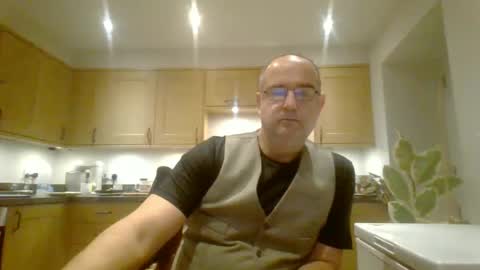 Snapshot of galacx chatting on 12.15.24 galacx online show from 12.15.24