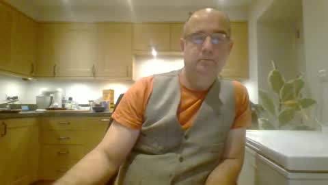 Snapshot of galacx chatting on 12.21.24 galacx online show from 12.21.24