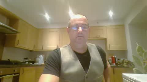 Snapshot of galacx chatting on 01.07.25 galacx online show from 01.07.25