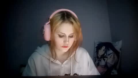 Snapshot of galinacroskey chatting on 02.15.26 Anne online show from 02.15.26