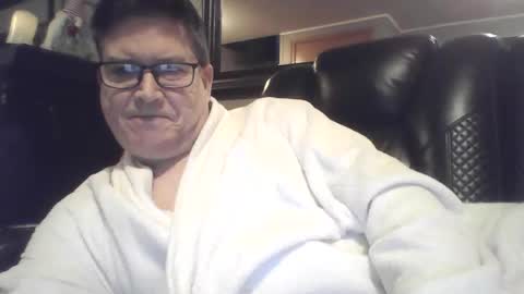 Snapshot of gameon1969 chatting on 12.31.24 gameon1969 online show from 12.31.24