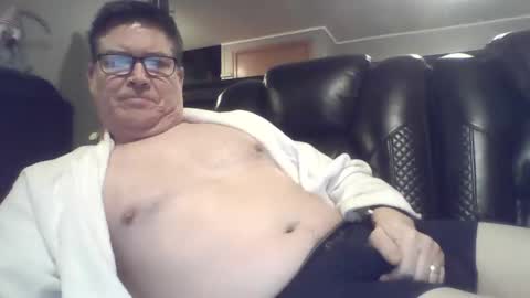 Snapshot of gameon1969 chatting on 01.04.25 gameon1969 online show from 01.04.25