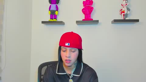 Snapshot of gangster_girl chatting on 12.06.24 GANG online show from 12.06.24