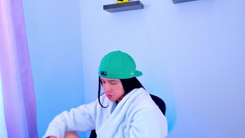 Snapshot of gangster_girl chatting on 01.10.25 GANG online show from 01.10.25