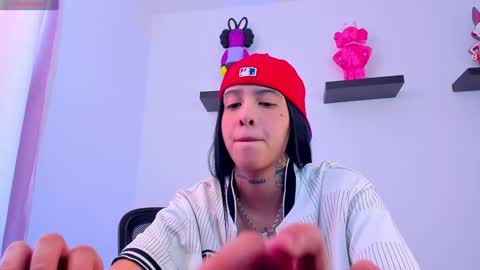 Snapshot of gangster_girl chatting on 01.13.25 GANG online show from 01.13.25