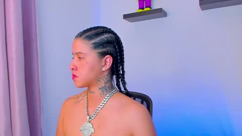 Snapshot of gangster_girl chatting on 01.19.25 GANG online show from 01.19.25