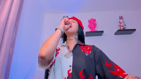 Snapshot of gangster_girl chatting on 01.25.25 GANG online show from 01.25.25