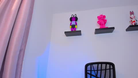 Snapshot of gangster_girl chatting on 02.01.25 GANG online show from 02.01.25