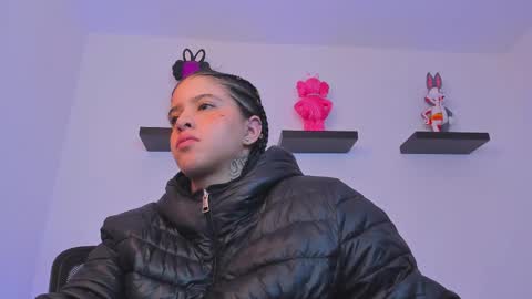 Snapshot of gangster_girl chatting on 03.03.25 GANG online show from 03.03.25