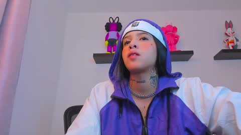 Snapshot of gangster_girl chatting on 03.11.25 GANG online show from 03.11.25