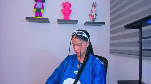 Snapshot of gangster_girl chatting on 10.05.25 GANG online show from 10.05.25