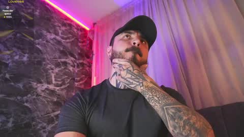 Snapshot of garbel09 chatting on 05.25.26 Chris Dont forget to gift me thumb up Its very important to me and makes me happy AF online show from 05.25.26