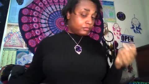 Gardenia online show from 04.26.26
