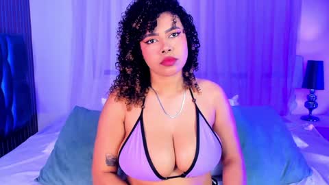 Snapshot of garnetsugar chatting on 12.16.24 garnet online show from 12.16.24