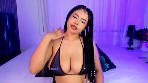 Snapshot of garnetsugar chatting on 02.02.25 garnet online show from 02.02.25