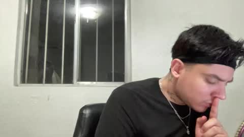 garypinepineapple online show from 04.23.26