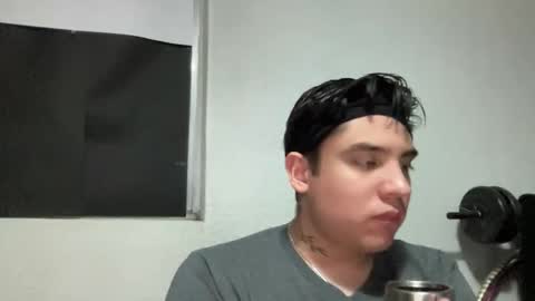 Snapshot of garypinepineapple chatting on 05.30.26 garypinepineapple online show from 05.30.26