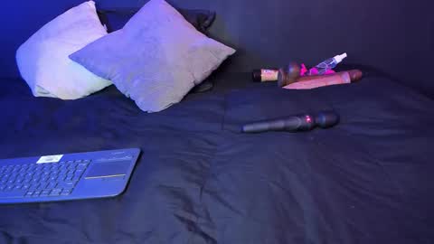 Snapshot of gasai_usagi_gh chatting on 09.25.25  Usagi  online show from 09.25.25