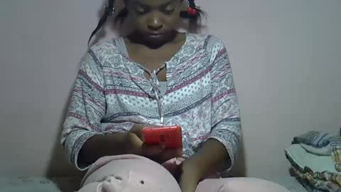 Snapshot of gasielah chatting on 01.14.25 gasielah online show from 01.14.25