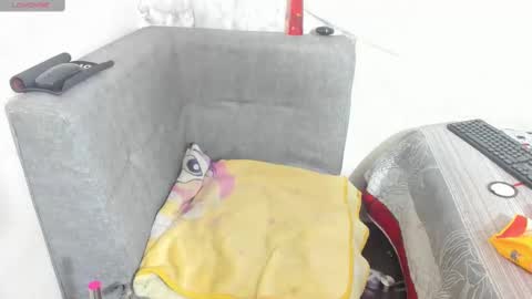 Snapshot of gatalu chatting on 10.24.25 gatalu online show from 10.24.25